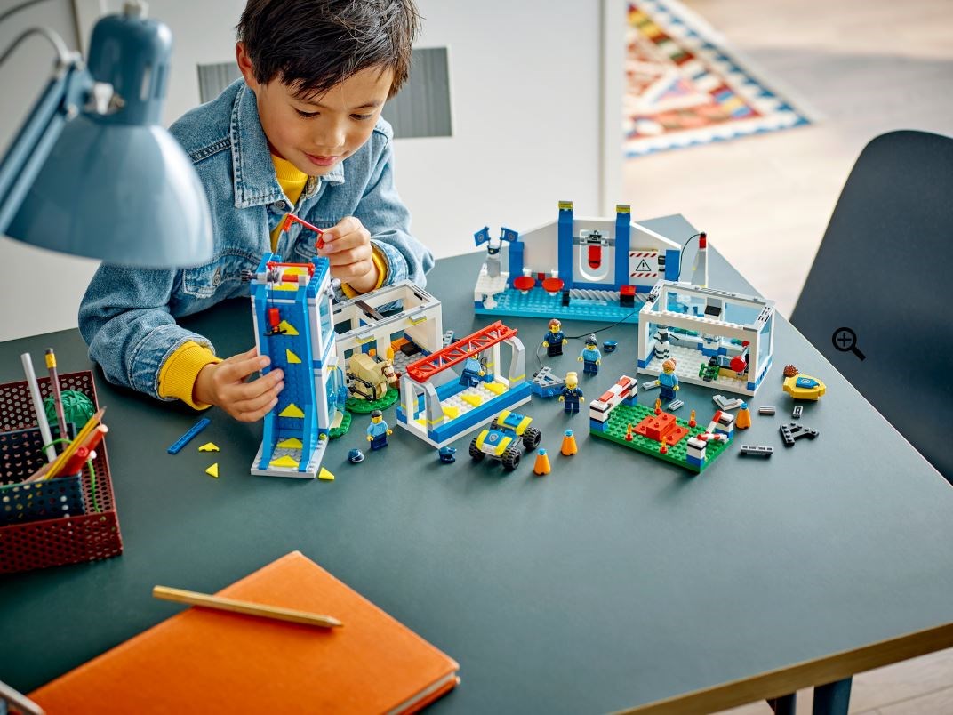 LEGO CITY 60372 POLICE TRAINING ACADEMY Brand Lego