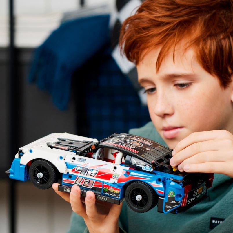 LEGO TECHNIC 42153 NASCAR NEXT GEN CHEVROLET CAMARO Brand Lego