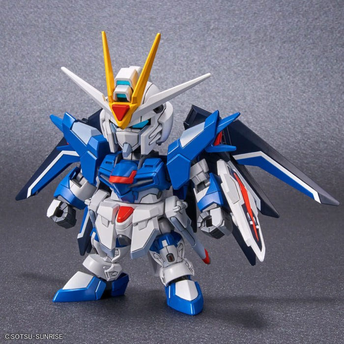 SDEX RISING FREEDOM GUNDAM Brand BANDAI