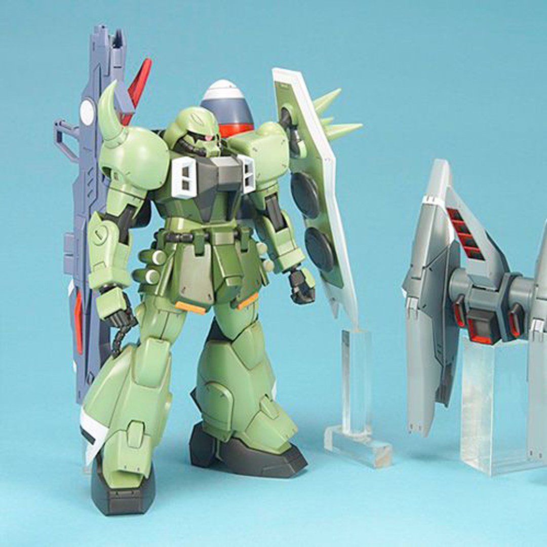 1/100 ZAKU WARRIOR + BLAZE WIZARD & GUNNER WIZARD Brand BANDAI