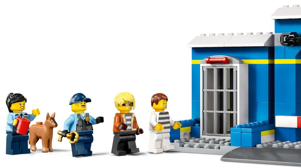 LEGO CITY 60370 POLICE STATION CHASE Brand Lego
