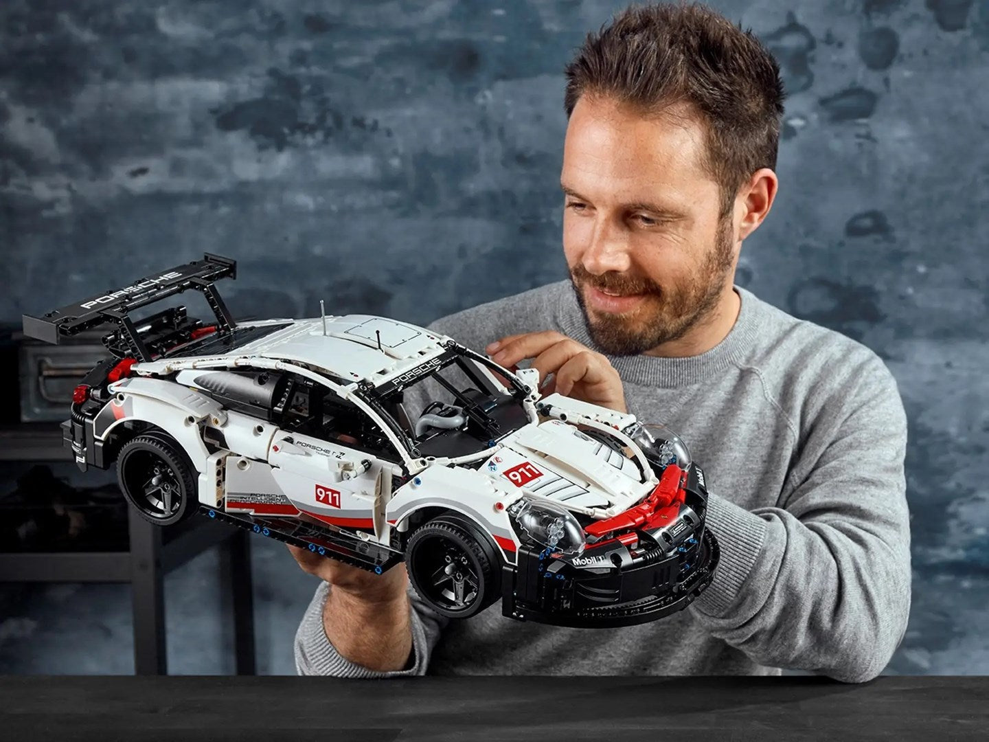 LEGO TECHNIC 42096 PORSCHE 911 RSR Brand Lego