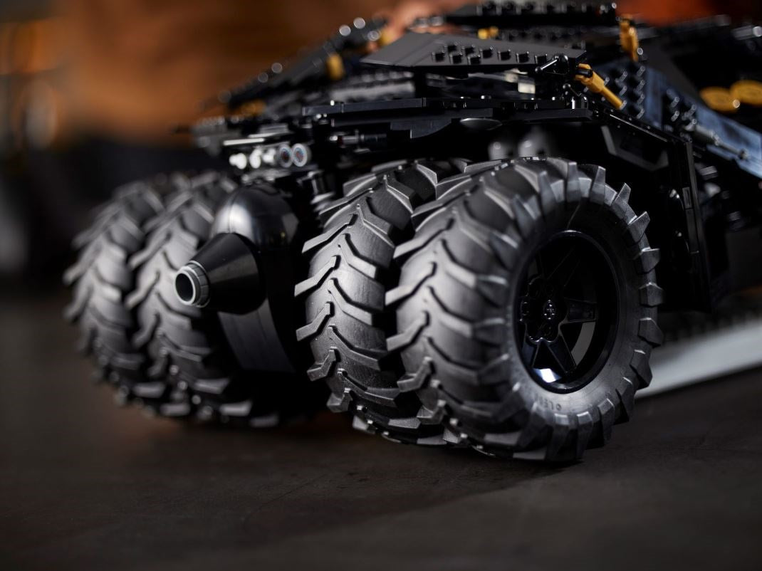 LEGO SUPER HEROES 76240 BATMOBILE TUMBLER Brand Lego
