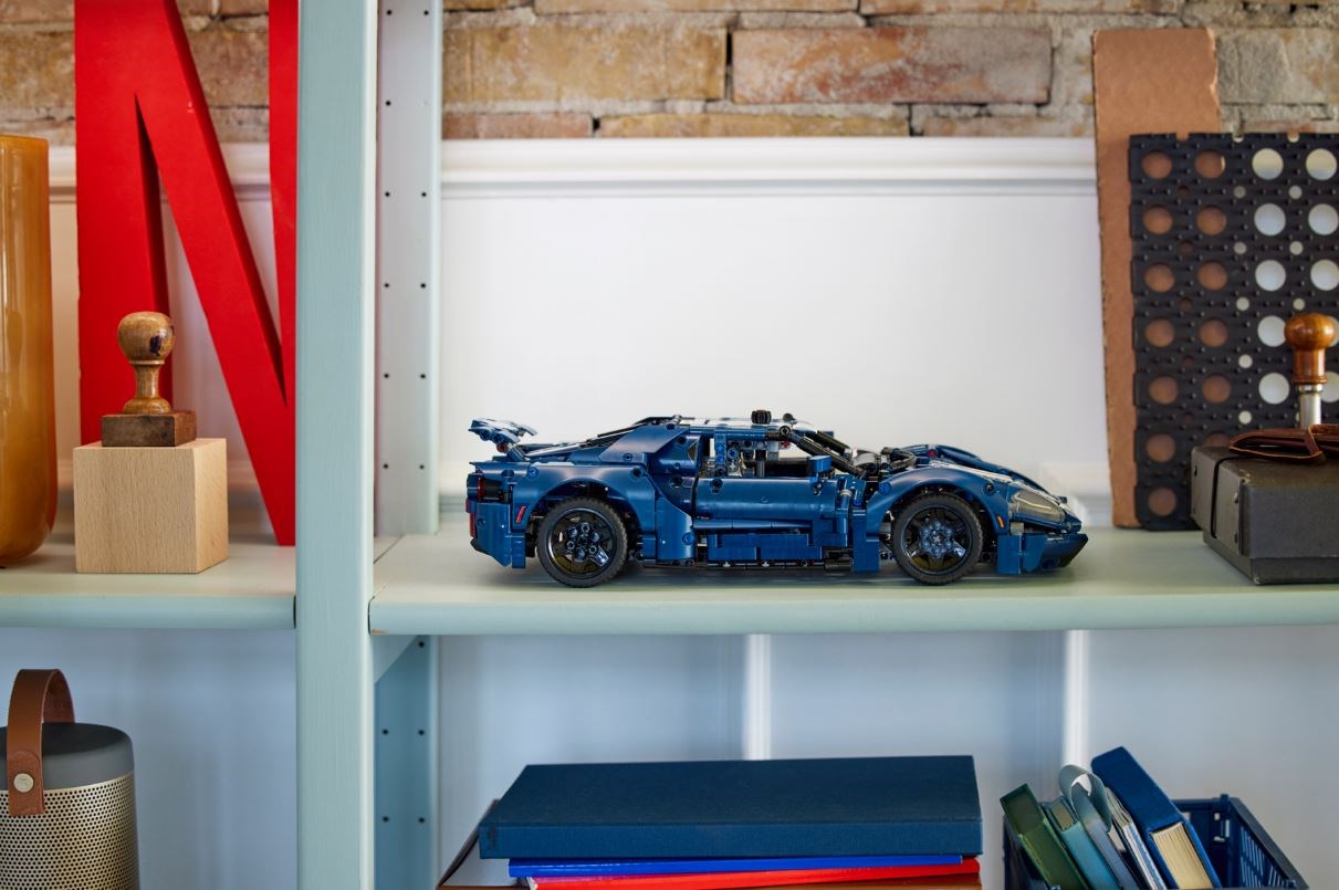 LEGO TECHNIC 42154 FORD GT (2022) Brand Lego
