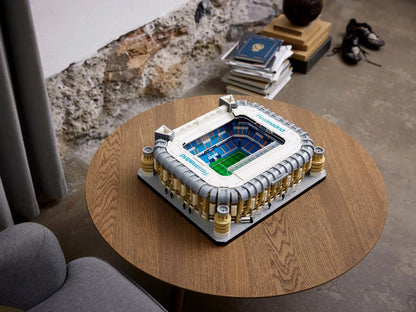 LEGO ICONS 10299 REAL MADRID - SANTIAGO BERNABÉU STADIUM Brand Lego