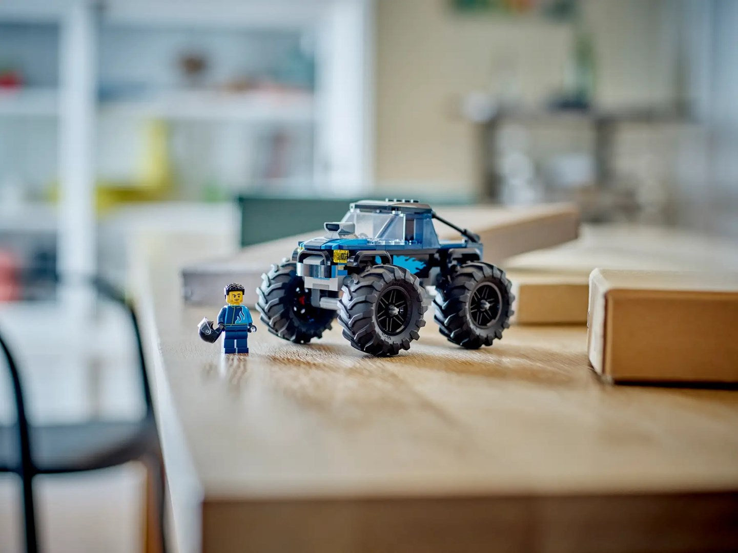 LEGO CITY 60402 BLUE MONSTER TRUCK Brand Lego