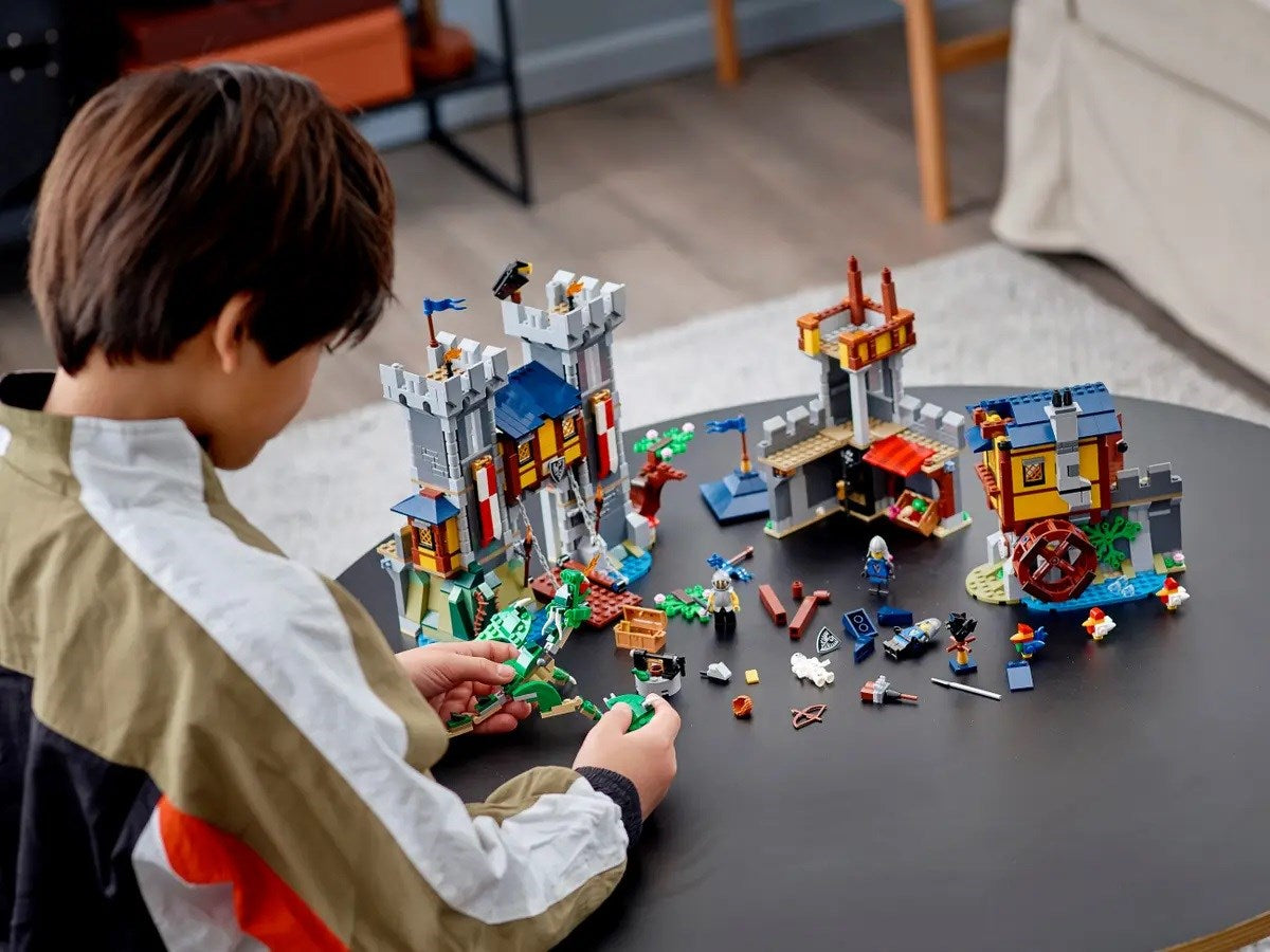 LEGO CREATOR 31120 MEDIEVAL CASTLE Brand Lego