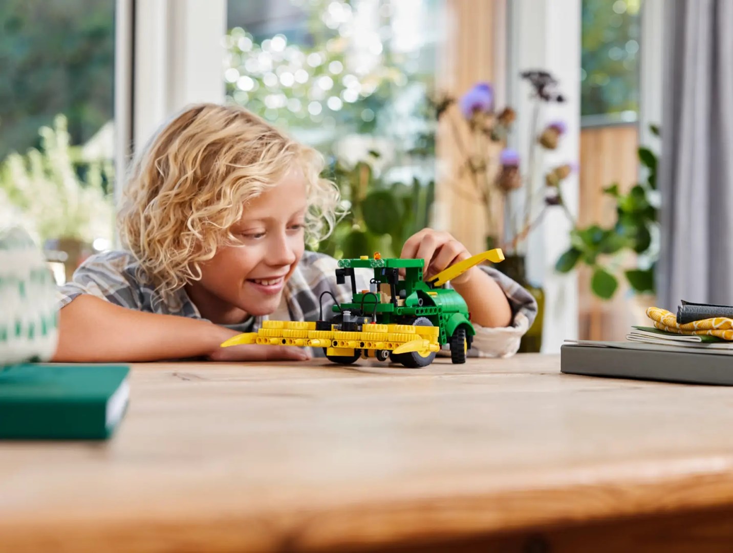LEGO TECHNIC 42168 JOHN DEERE 9700 FORAGE HARVESTER Brand Lego