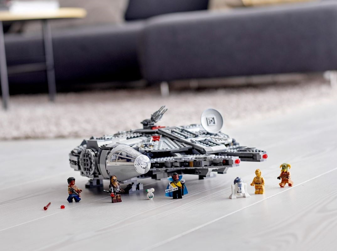 LEGO STAR WARS 75257 MILLENNIUM FALCON Brand Lego