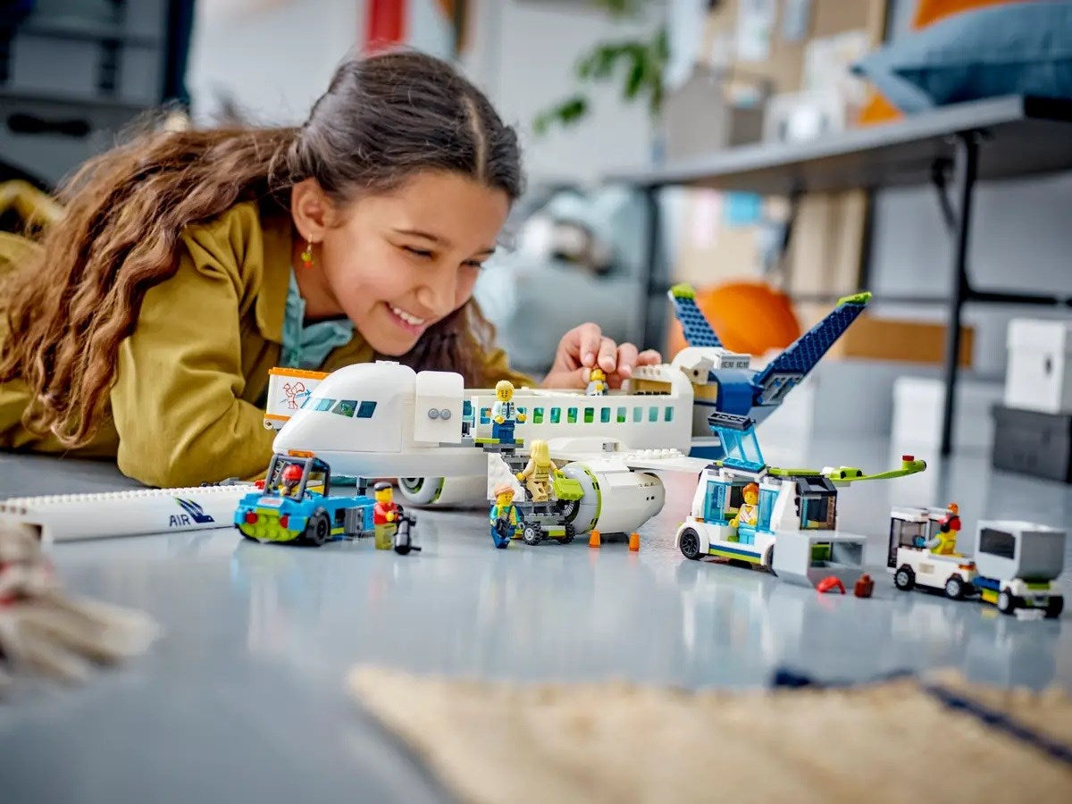 LEGO CITY 60367 PASSENGER AIRPLANE Brand Lego
