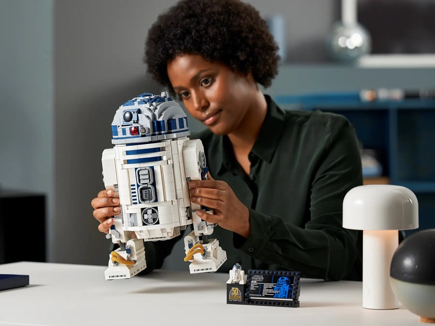 LEGO STAR WARS 75308 R2-D2 Brand Lego
