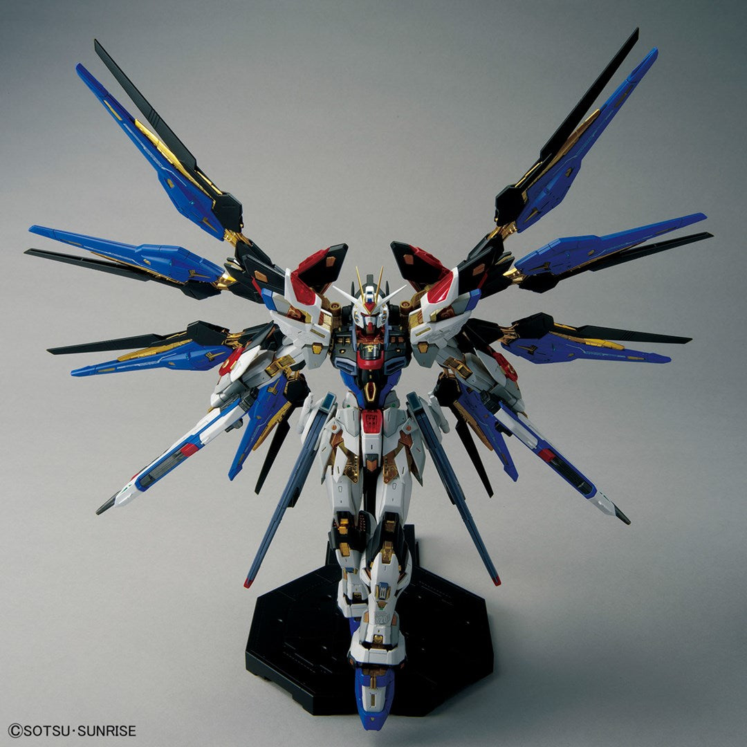 MGEX 1/100 STRIKE FREEDOM GUNDAM Brand BANDAI