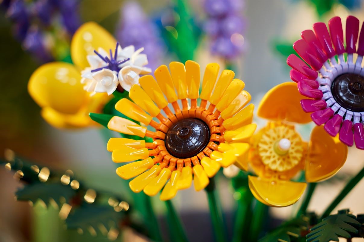 LEGO ICONS 10313 WINDFLOWER BOUQUET Brand Lego